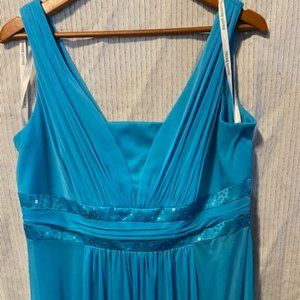 Sleeveless Long Dress with Double Band